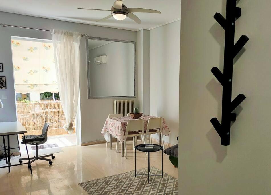 Δίπλα Στο Πάρκο Apartment Kalamata Ngoại thất bức ảnh